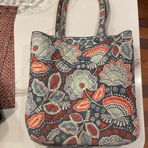 Vera Bradley tote